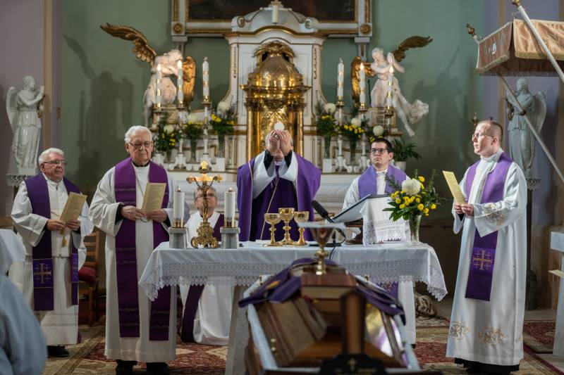 2025_11_10_bagi sandor temetes_35.jpg